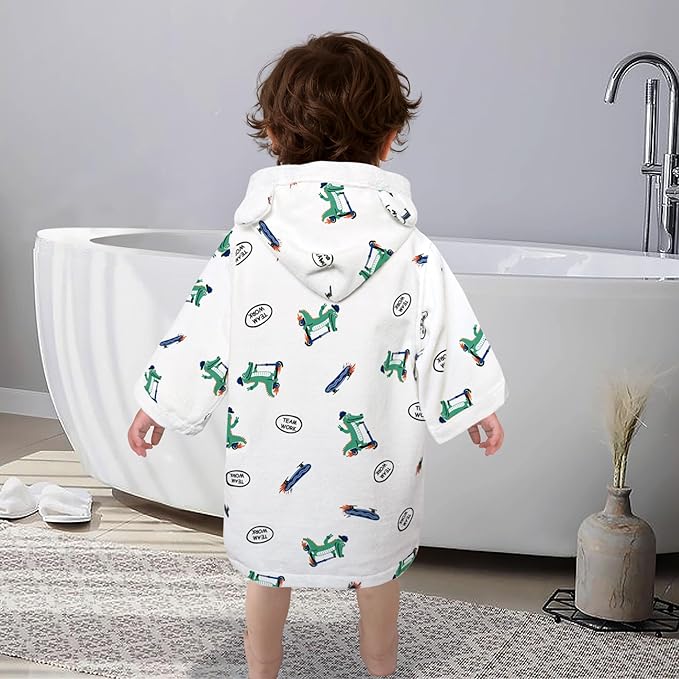 VOOVA & MOVAS Toddler Hooded Poncho Towel with Bear Ear, 0-3Years | 100% Cotton, Ultra-Soft & Absorbent | Gentle for Sensitive Skin, Bath, Pool & Beach Towel | Newborn, Crocodile