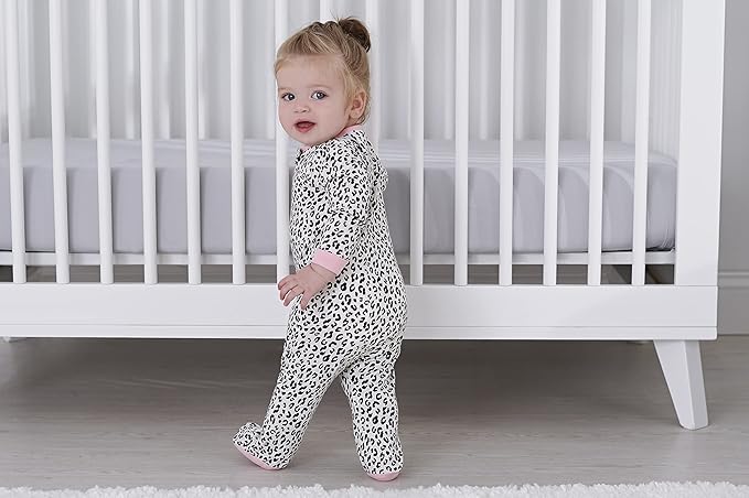 Gerber baby-girls 4 Pack Sleep N' Play Footie