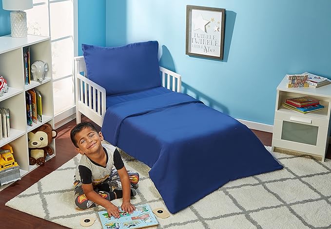 EVERYDAY KIDS 4 Piece Toddler Bedding Set - Includes Comforter, Flat Sheet, Fitted Sheet and Reversible Pillowcase - Solid Navy