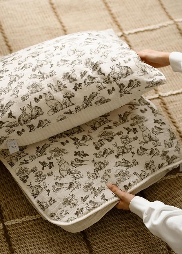 Oilo 100% Organic Premium Cotton Muslin Crib Quilt & Sham Set, (45" x 60") Print and Solid Sides, Extra-Soft & Lightweight, Fits Toddler Beds, Heirloom Organic Collection, Woodland Animals