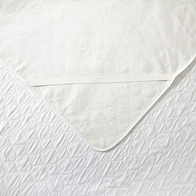 Twin Size Mattress Protector Cover Waterproof Quilted Fitted Soft Cotton Mattress Cover Pad Washable Mattress Bed Protector with Elastic Band