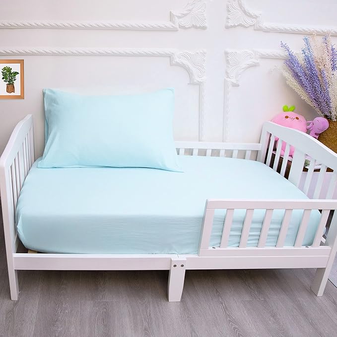 FLXXIE 4 Pieces Toddler Bedding Set, Soft and Breathable Microfiber Crib Sheet Set, Includes Quilted Comforter, Flat Top Sheet, Fitted Sheet, Envelope Pillow Case for Boys and Girls, Aqua