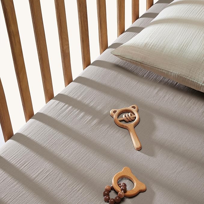 Bioweaves Organic Cotton Muslin Bassinet Sheet, GOTS Certified Extra Soft Fitted Sheet, Universal Fit for Oval Baby Bassinet Mattresses, 33" x 17", 4 Inch Pocket, Wind Chime