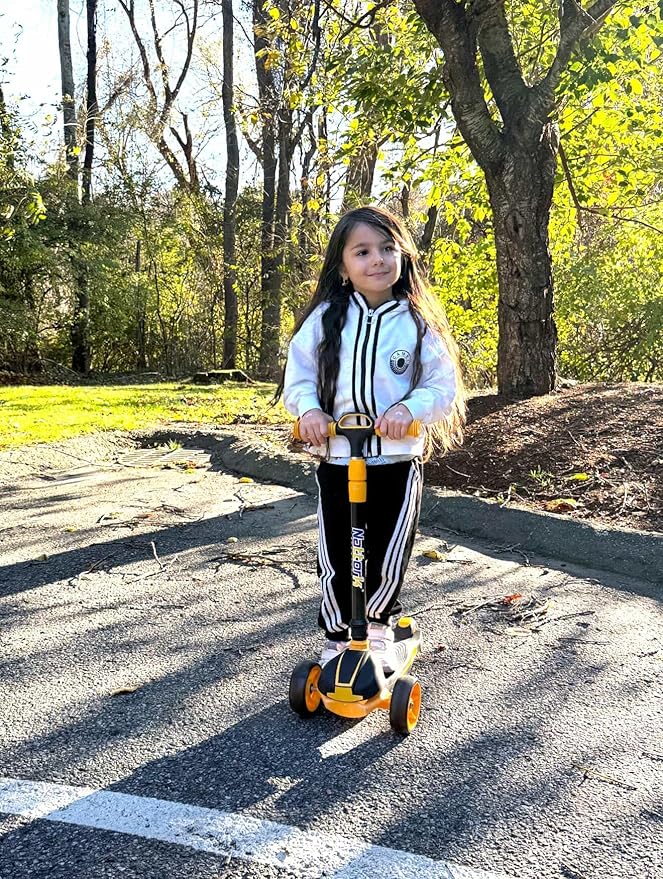 Nattork Kids Scooter for Age 3-8, Toddler Scooter with 4 Adjustable Height for Boys & Girls, Light Up 3-Wheels Foldable Kick Scooter, Lean to Steer, 120LB Weight Capacity