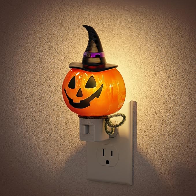 JandCase Halloween Night Light, 3000K Night Lights Plug into Wall,Cute & Funny Pumpkin Night Light for Kids,Plug in Pumpkin Nightlight with 360° Rotatable for Halloween Party Decor,1 Pack